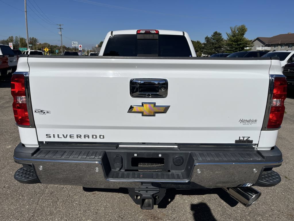 Used 2018 Chevrolet Silverado 3500 LTZ w/ Duramax Plus Package AWD/4WD image 7
