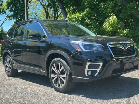 Used 2021 Subaru Forester Limited AWD/4WD image 1