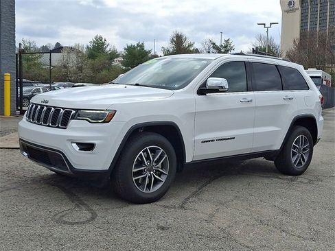 Used 2021 Jeep Grand Cherokee Limited w/ Sun & Sound Group image 3