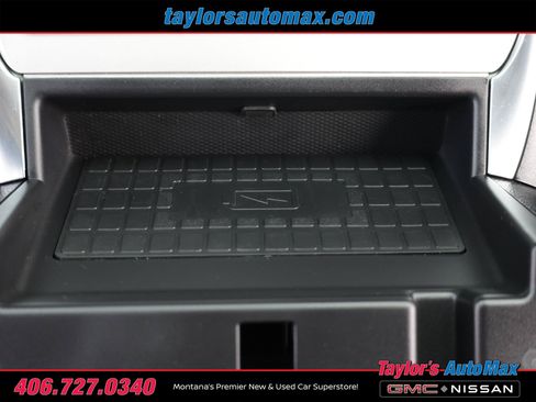 Used 2023 Ford Explorer Platinum w/ Technology Package AWD/4WD image 28
