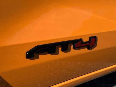 New 2026 GMC Canyon AT4 w/ AT4 Premium Package image 32