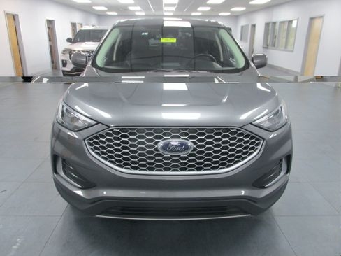 Used 2024 Ford Edge SEL AWD/4WD image 2