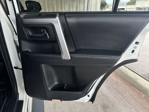 Used 2018 Toyota 4Runner Limited image 32