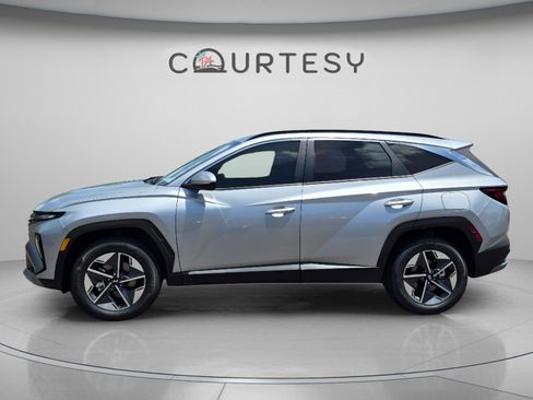 New 2026 Hyundai Tucson SEL AWD/4WD image 2
