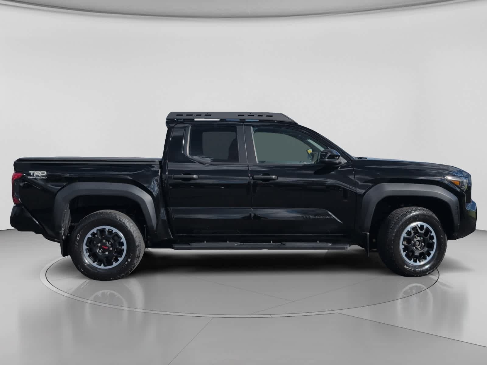 Used 2024 Toyota Tacoma TRD Off-Road AWD/4WD image 6
