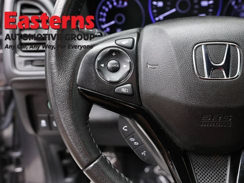 Used 2021 Honda HR-V Sport image 14