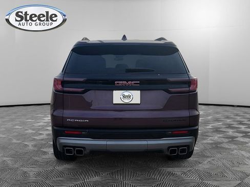 Used 2025 GMC Acadia Elevation image 4