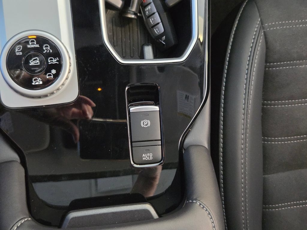 Used 2026 Mitsubishi Outlander LE AWD/4WD image 50