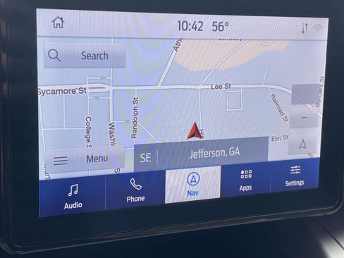 Used 2021 Ford Explorer XLT w/ Equipment Group 202A image 18