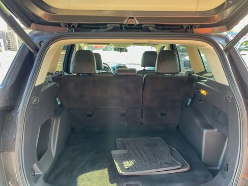 Used 2017 Ford Escape SE w/ SE Leather Comfort Package image 10