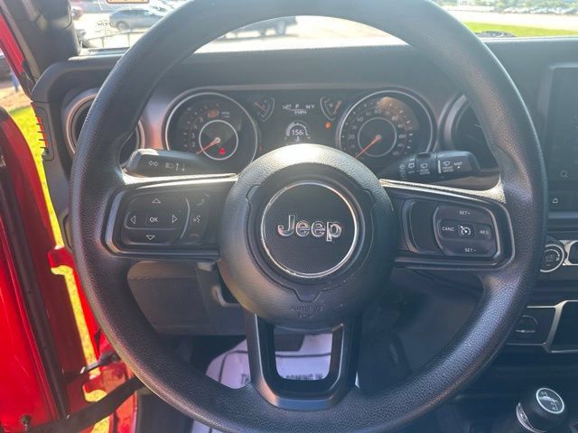Used 2018 Jeep Wrangler Unlimited Sport AWD/4WD image 18