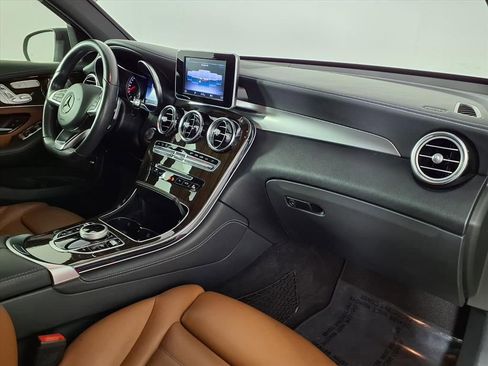 Used 2019 Mercedes-Benz GLC 43 AMG 4MATIC image 7
