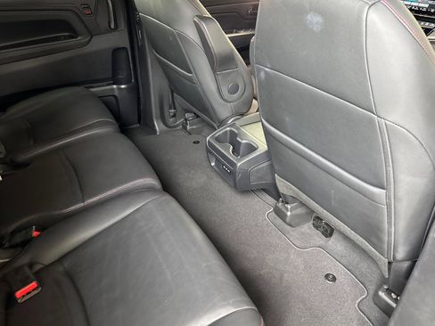 Used 2025 Honda Odyssey Sport-L image 30