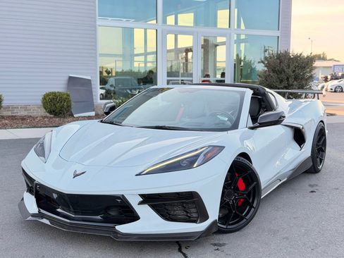 Used 2021 Chevrolet Corvette Stingray Premium Cpe w/ Z51 Performance Package RWD image 5