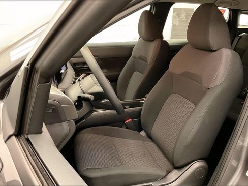 Certified 2025 Nissan Kicks S image 16