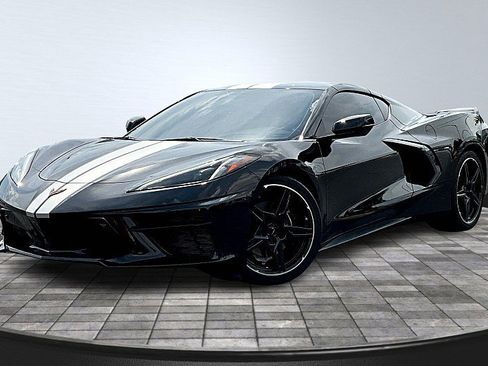 Used 2023 Chevrolet Corvette Stingray Premium Cpe w/ 3LT image 2