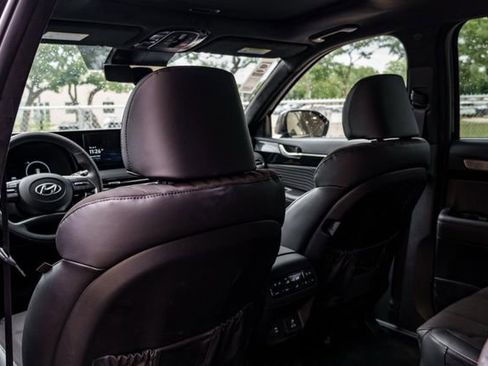 New 2025 Hyundai Palisade Calligraphy AWD/4WD image 19