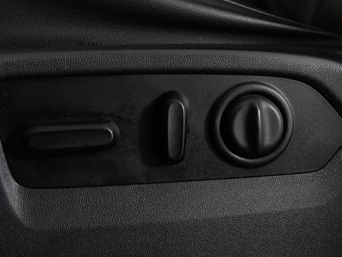 Used 2019 GMC Sierra 1500 SLT w/ SLT Premium Plus Package image 17