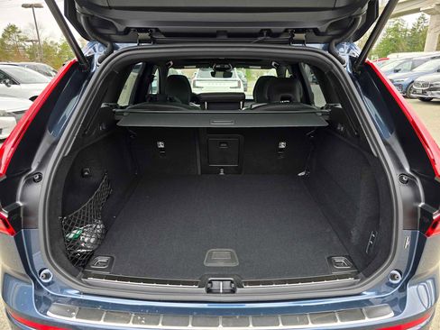 New 2026 Volvo XC60 B5 Ultra w/ Protection Package Premier image 16