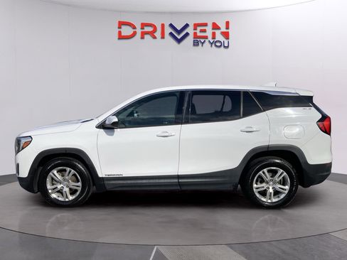 Used 2018 GMC Terrain SLE image 3