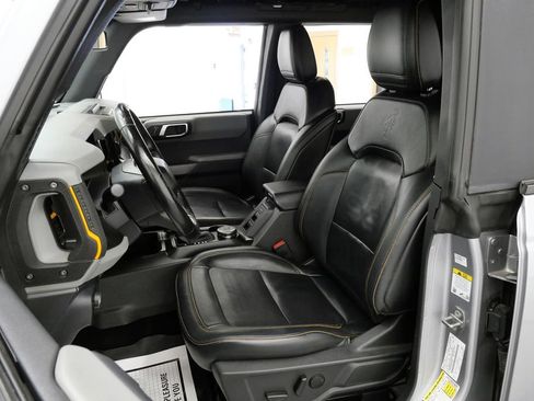 Used 2022 Ford Bronco Badlands AWD/4WD image 11