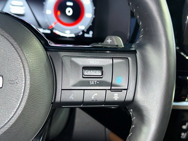 Used 2023 Nissan Pathfinder Platinum AWD/4WD image 39