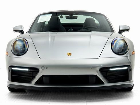 Certified 2024 Porsche 911 Targa 4 GTS image 35