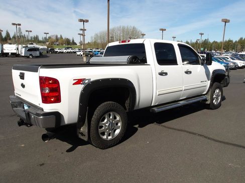 Used 2013 Chevrolet Silverado 2500 LT AWD/4WD image 6