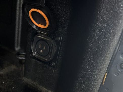 Used 2024 Chevrolet Silverado 1500 RST image 29