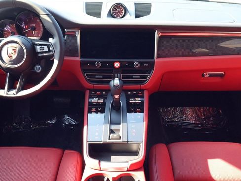 New 2026 Porsche Macan GTS image 20