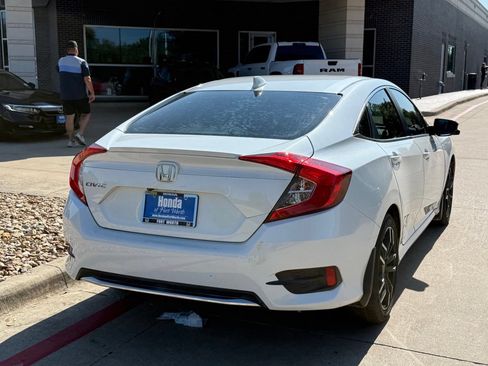 Used 2020 Honda Civic EX image 5