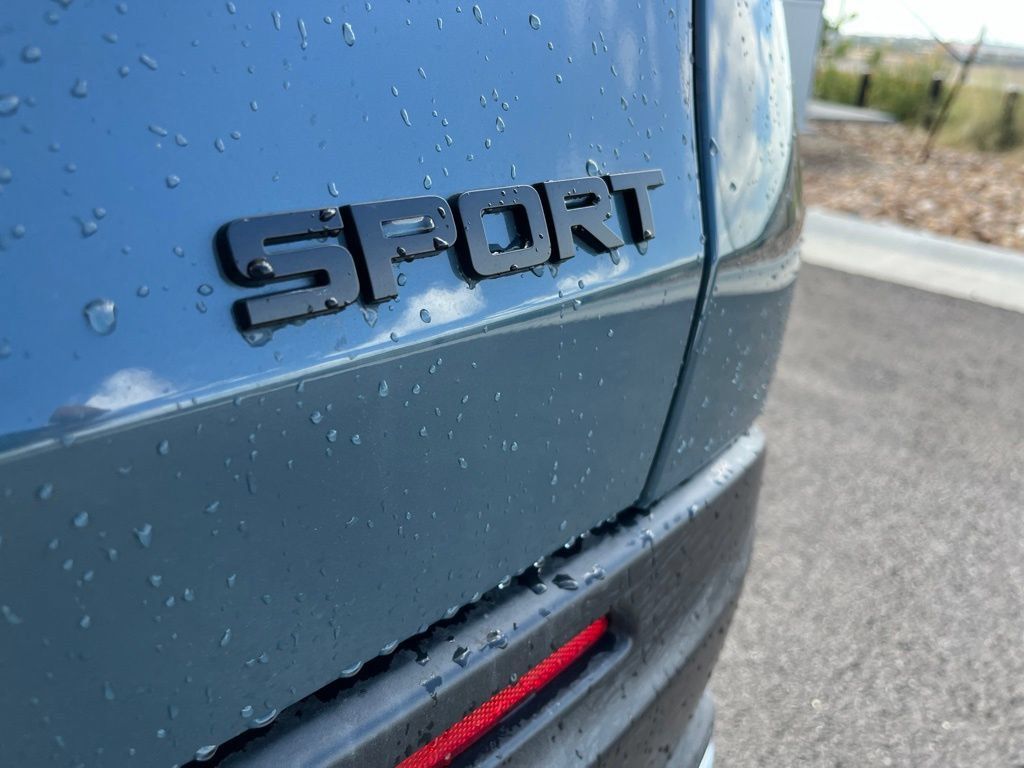 Certified 2027 Honda HR-V Sport image 9