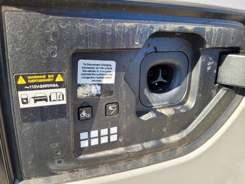 Certified 2026 Hyundai Ioniq 9 SEL image 17