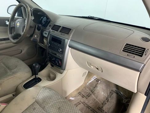 Used 2006 Chevrolet Cobalt LT image 19