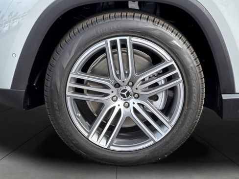 New 2026 Mercedes-Benz GLS 450 4MATIC image 4