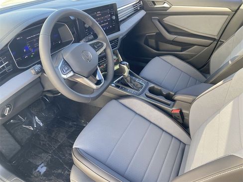 New 2026 Volkswagen Jetta SE image 14