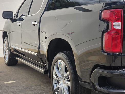 Used 2024 Chevrolet Silverado 1500 High Country w/ High Country Premium Package image 40