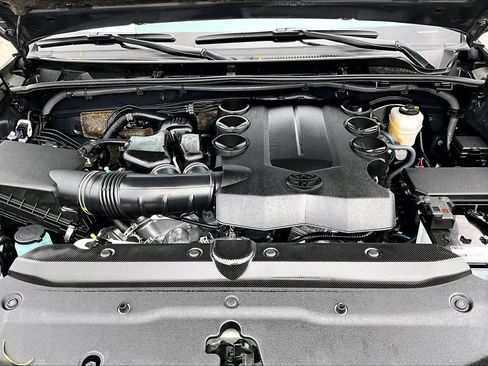 Used 2024 Toyota 4Runner Limited image 30