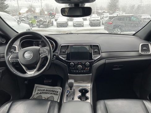 Certified 2019 Jeep Grand Cherokee Limited w/ Trailer Tow Group IV image 18
