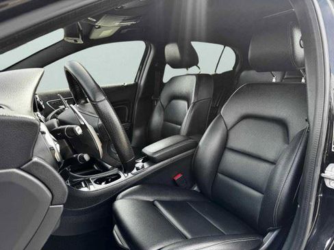 Used 2020 Mercedes-Benz GLA 250 4MATIC image 16