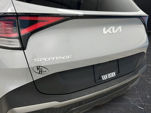 Used 2024 Kia Sportage X-Line w/ X-Line Premium Package AWD/4WD image 39