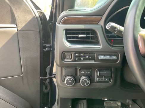 Used 2023 Chevrolet Tahoe High Country w/ Premium Package image 15