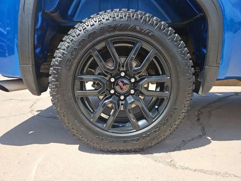 Used 2023 GMC Sierra 1500 Elevation RWD image 9