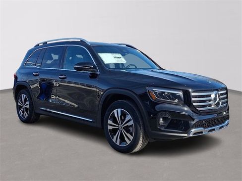 New 2026 Mercedes-Benz GLB 250 4MATIC image 3