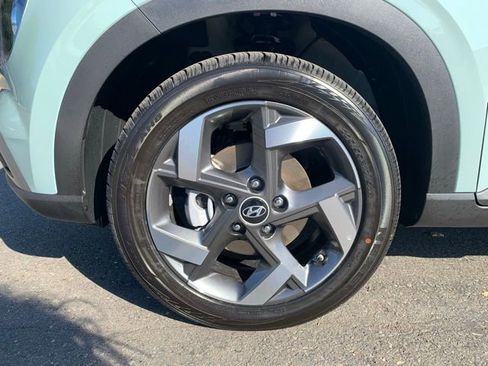 New 2025 Hyundai Venue Limited image 10