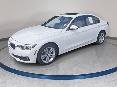 Used 2017 BMW 330i Sedan RWD image 1