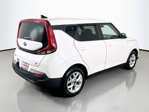 Certified 2021 Kia Soul S FWD image 17