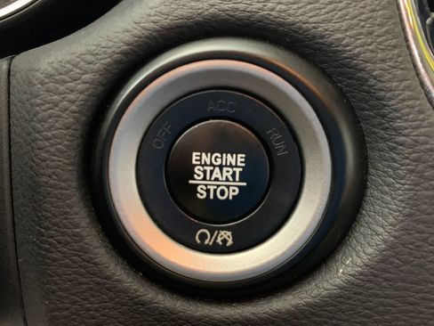 Used 2018 Dodge Durango SXT w/ Quick Order Package 2BB AWD/4WD image 28
