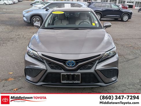 Certified 2024 Toyota Camry SE image 8