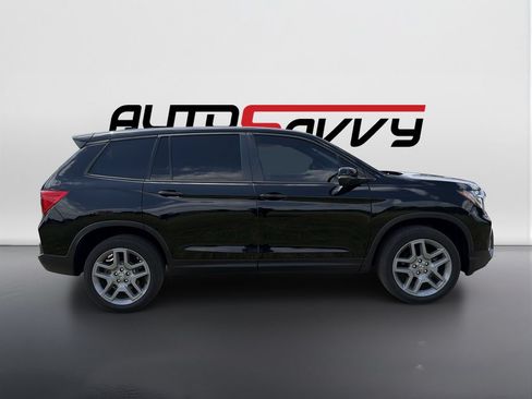 Used 2023 Honda Passport EX-L image 4